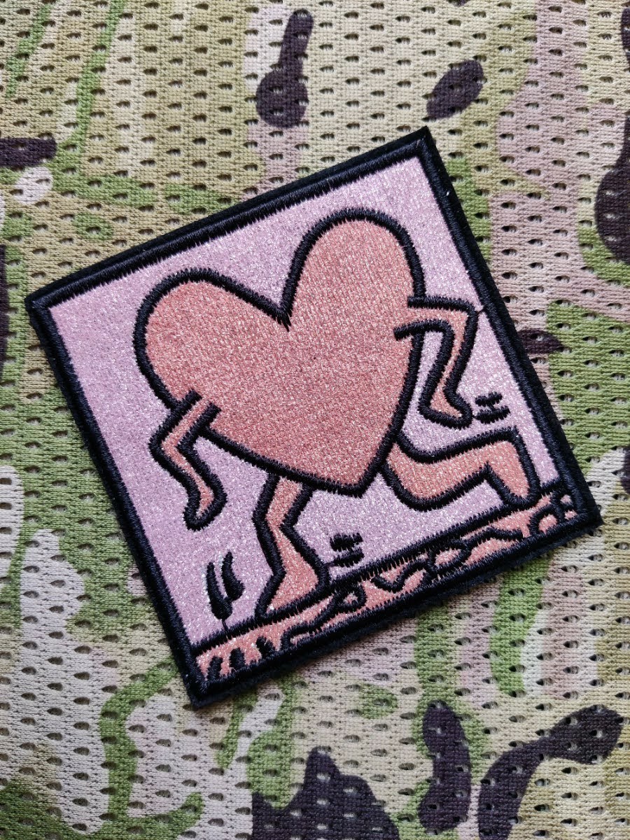 #KeithHaring□刺繍“3D”アイロンパッチ=ワッペン/アイロン式Patch□サービスパッチ付！①②■1+1枚：499円