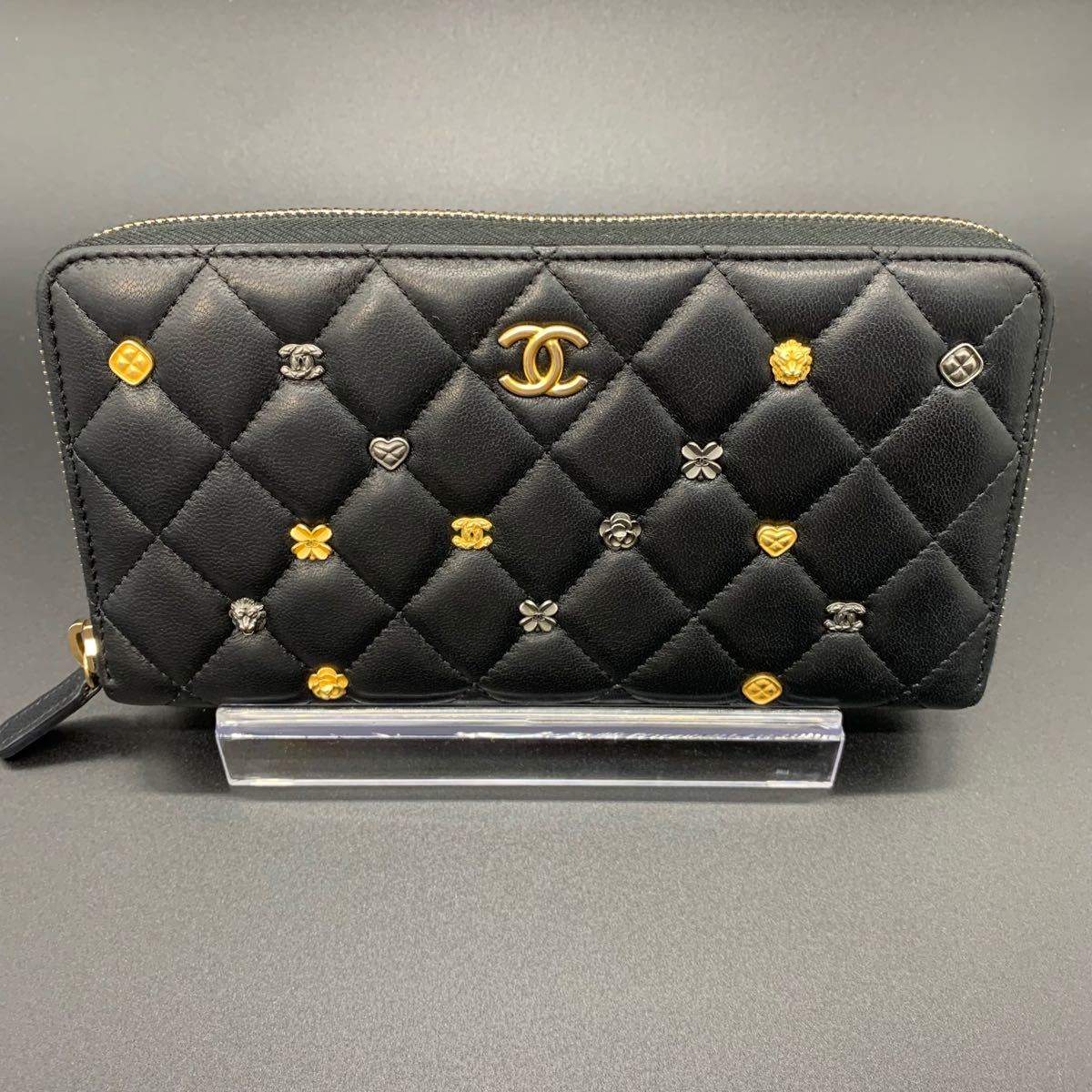 CHANEL シャネル マトラッセ ラウンドファスナー 長財布 CHANEL シャネル マトラッセ ラウンドファスナー 長財布
