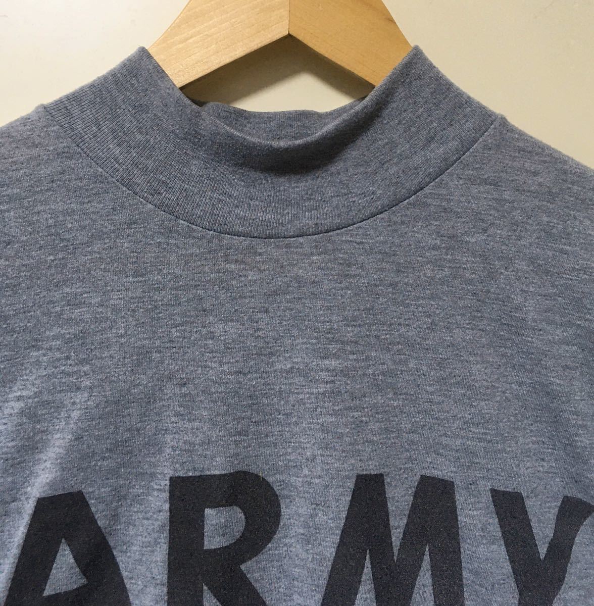 US ARMY ハイネックモックネック 長袖Tシャツ 両面リフレクタープリント サイズ S_画像3
