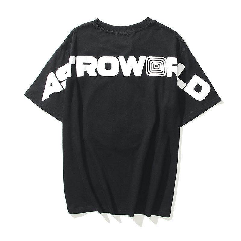 トラヴィススコット アストロワールド 地球 ツアーTシャツ 《L トラヴィススコット アストロワールド 地球 ツアーTシャツ 《L
