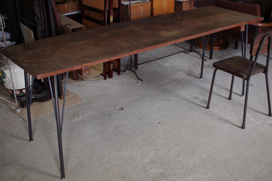  old material . iron legs. length desk working bench / dining table / length desk / work table V Cafe store exhibition furniture industry series in dust real 