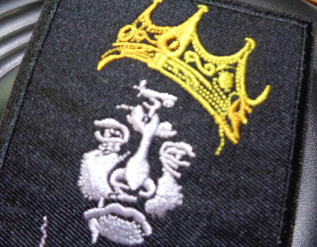 四角◆新品ノトーリアスThe Notorious B.I.G） ビギー（Biggie）　ビッグ（BIG)　ラップ　ラッパー　ヒッポホップ　刺繍ワッペン（パッチ）