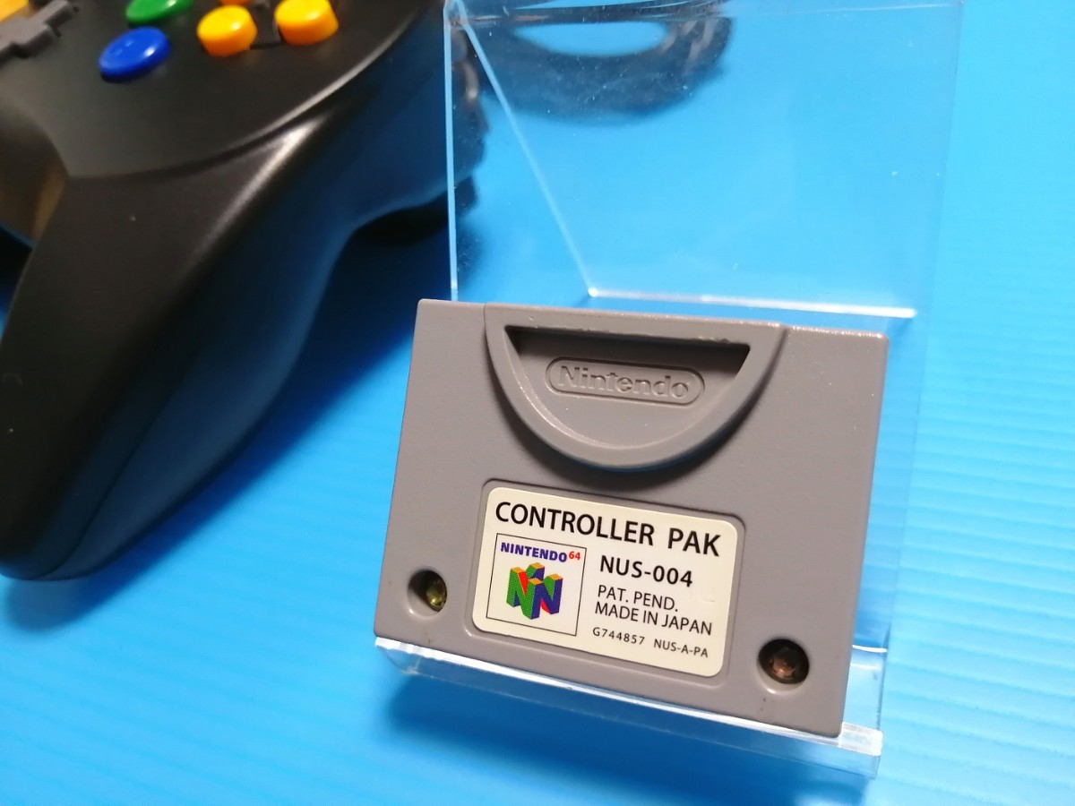 NINTENDO 64　コンパクトコントローラー　&　コントローラーパック