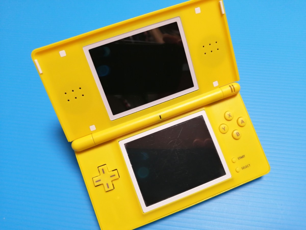 割れあり）ニンテンドーDS Lite ピカチュウエディション-