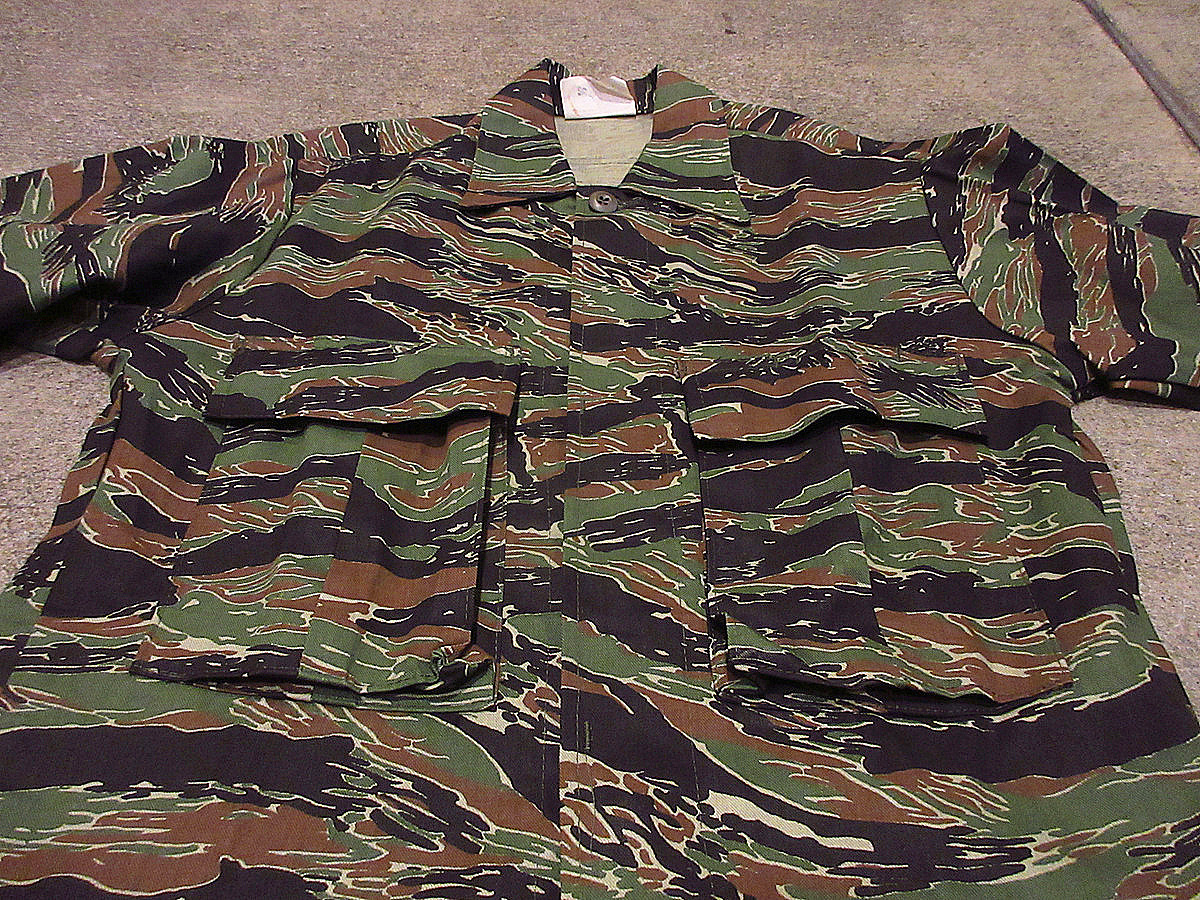 ビンテージ●DEADSTOCK GUNG HOタイガーストライプジャケットsize S●210524f6-m-jk-mlt古着カモ柄迷彩民生品デッドストックガンホー_画像3