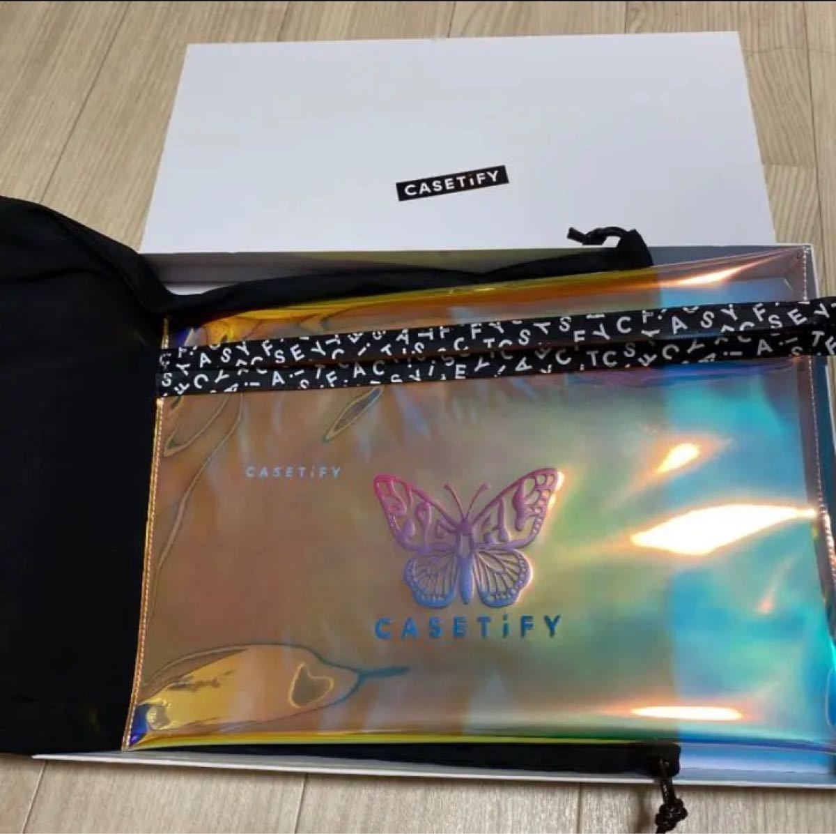 CASETiFY×X-girl MacBookスリーブ PCケース パソコンケース CASETiFY×X-girl MacBookスリーブ PCケース パソコンケース