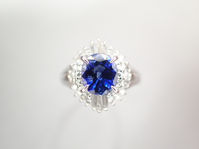 美品 Pt900 サファイア0.93ct ダイヤ計0.30ct デザイン リング 指輪