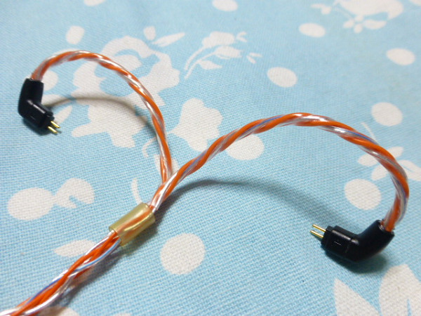 カスタム IEM 2ピンオーグライン+pt 撚り線 + ALO SXC Cryo 24awg 八 カスタム IEM 2ピンオーグライン+pt 撚り線 + ALO SXC Cryo 24awg 八