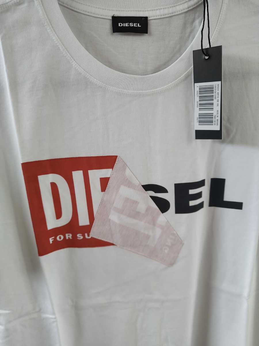 新品未使用品 DIESEL ホワイト ロゴ Tシャツ タグ付き M サイズ 新品未使用品 DIESEL ホワイト ロゴ Tシャツ タグ付き M サイズ