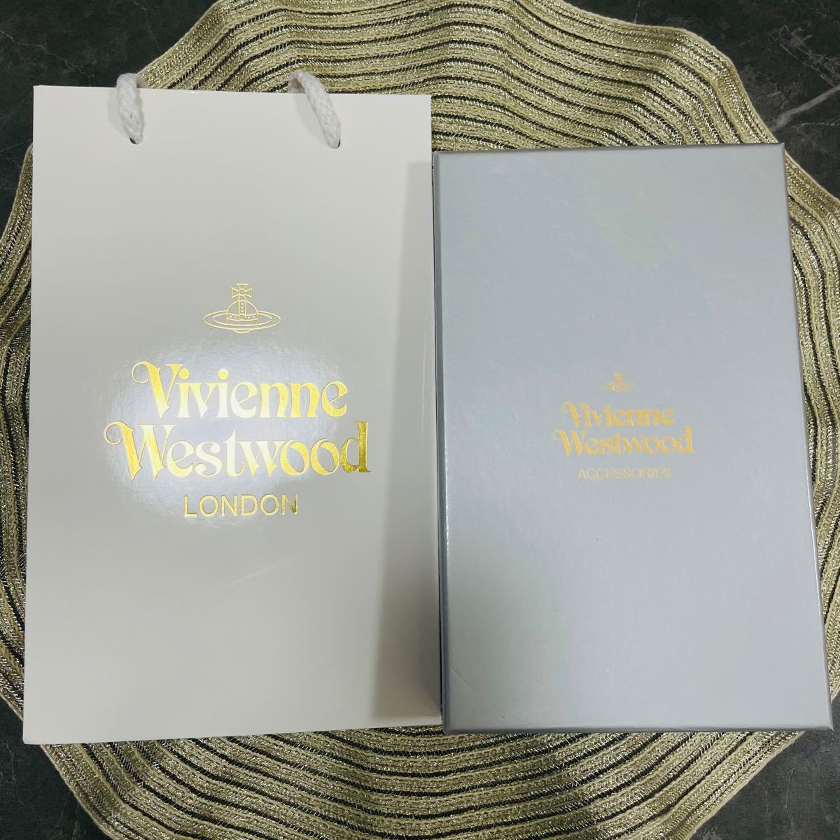 《 新品未使用 》Vivienne Westwood 長財布 チェーンウォレット ヴィヴィアンウエストウッド ゴールドチェーン