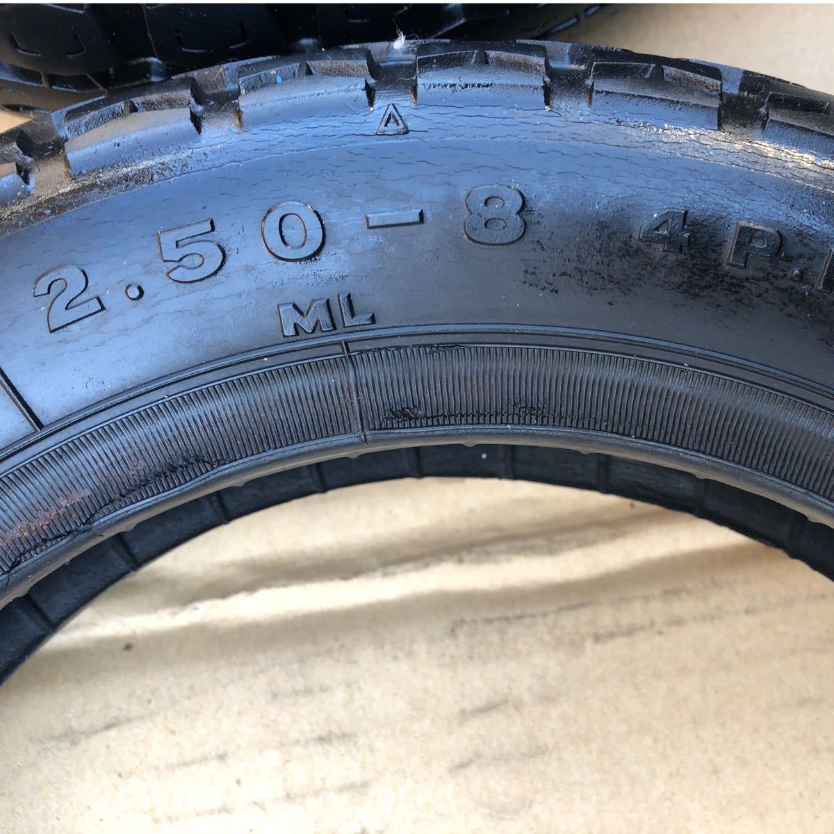 25 モトコンポ タイヤ チューブレス 25 モトコンポ タイヤ チューブレス