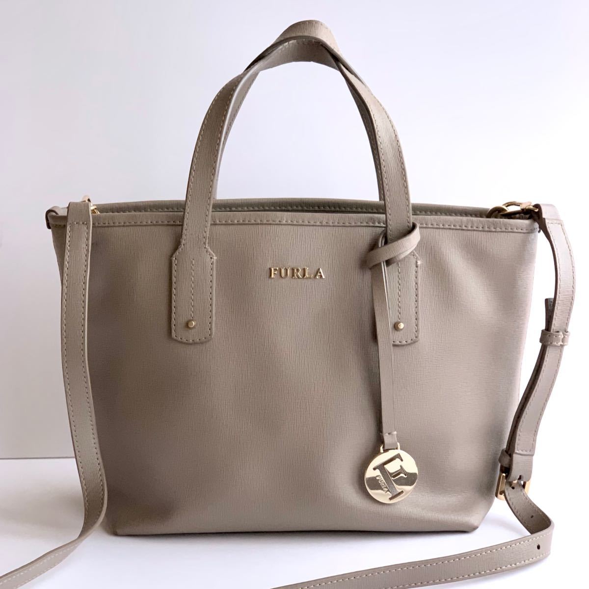 FURLA（フルラ）NEW DAISY S TOTE ニューデイジーエストート ベージュ