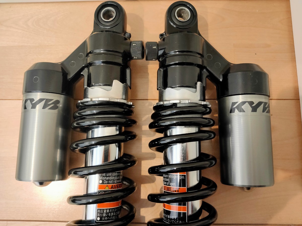 美品 ZRX1200ダエグ ブラックリミテッド 純正リアサスペンション 美品 ZRX1200ダエグ ブラックリミテッド 純正リアサスペンション