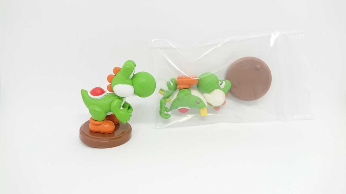  chocolate egg New Super Mario Brothers Wiiyosi- green figure Nintendo mario Yoshi