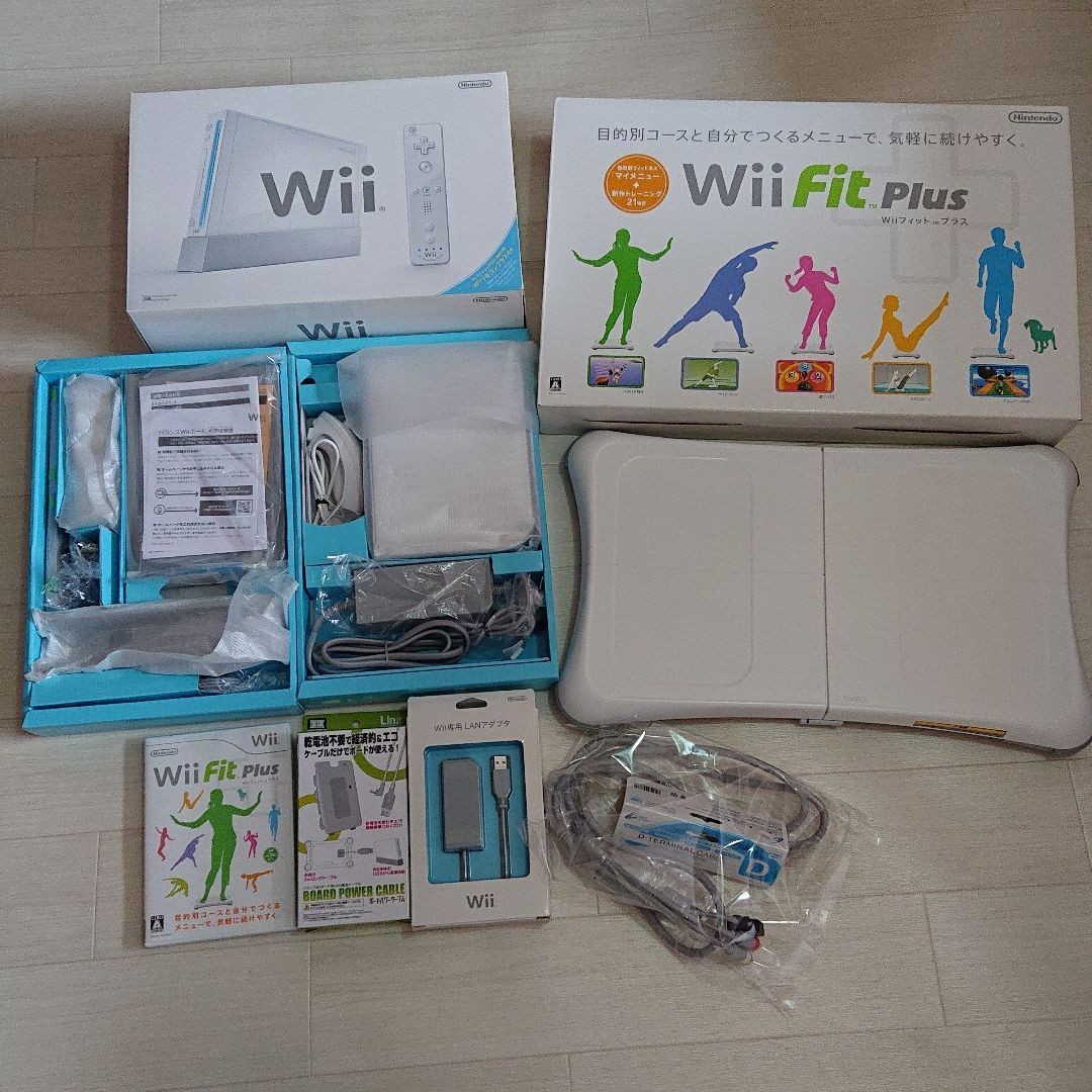 任天堂 Wii本体+Wii Fit Plus ソフトバランスWiiボードセット Nintendo 