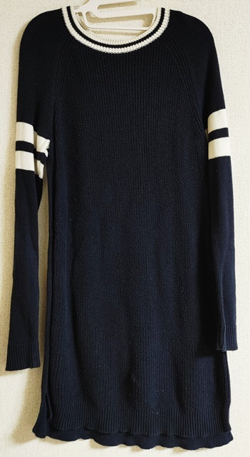 Sサイズ Uniqlo カシミヤ混 チュニック ニット ユニクロ ワンピース 丈長 紺色 白 長袖 定番キャンバス ユニクロ Sサイズ Uniqlo カシミヤ混 チュニック ニット ユニクロ ワンピース 丈長 紺色 白 長袖 定番キャンバス ユニクロ