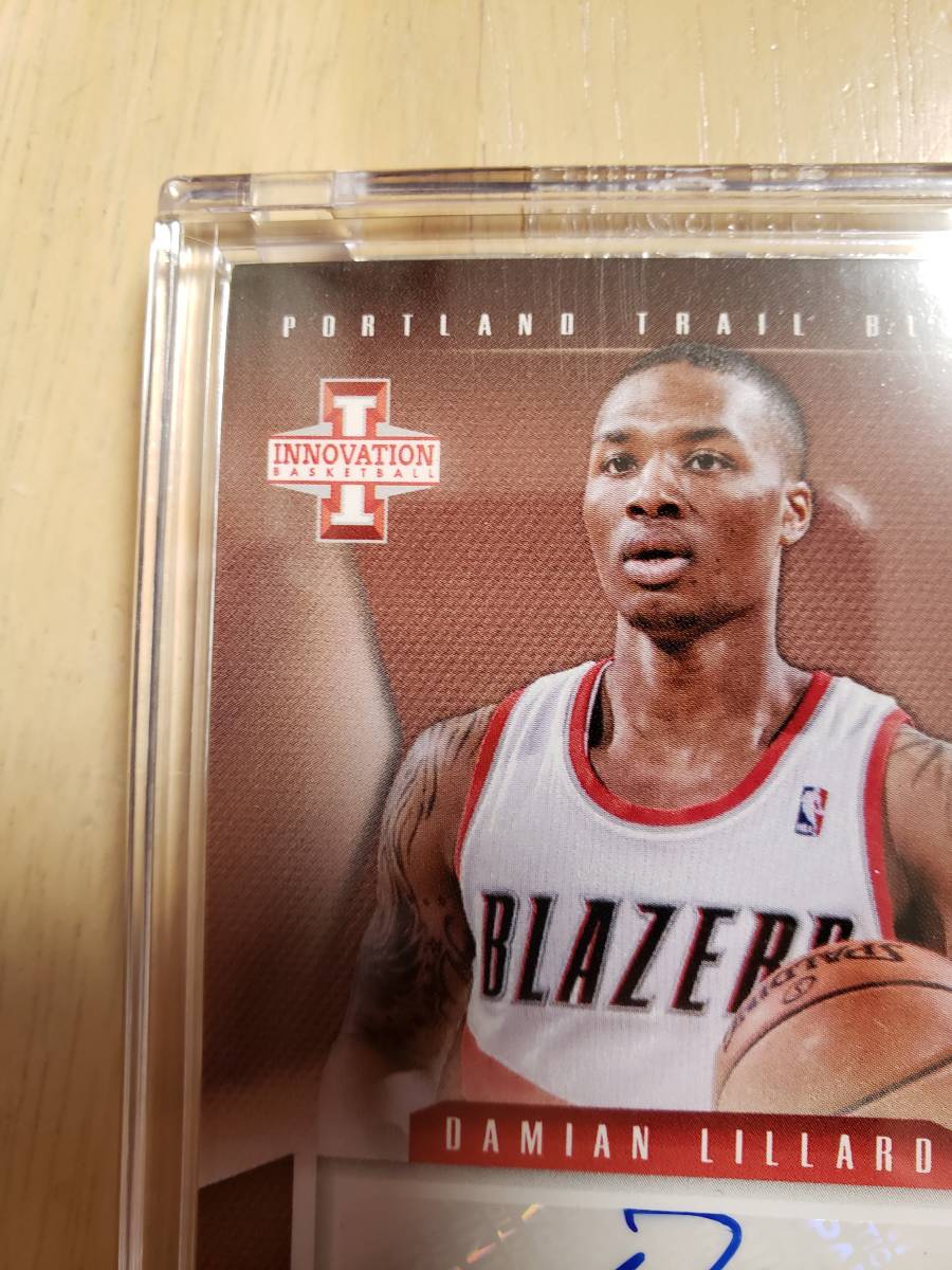 サイン 2012 -13 Panini Innovation DAMIAN LILLARD RC Auto