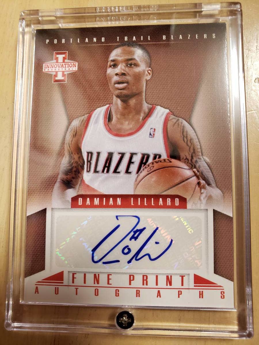 サイン 2012 -13 Panini Innovation DAMIAN LILLARD RC Auto