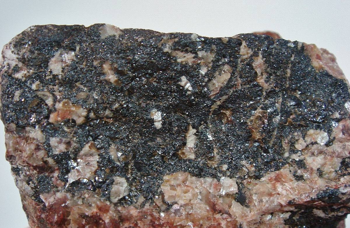 稀少 チェコ産 ピッチブレンド ボトリオイダル状 原石 ラジウム鉱石