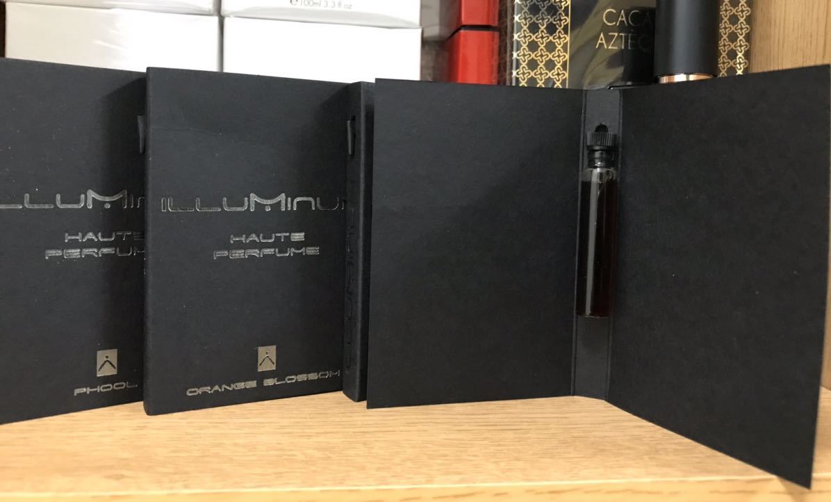 《送料無料》イルミナム ロンドン オートパフューム ムスク コレクション サンプルセット 1.5ml×4 ※未使用※ Illuminum London_画像4