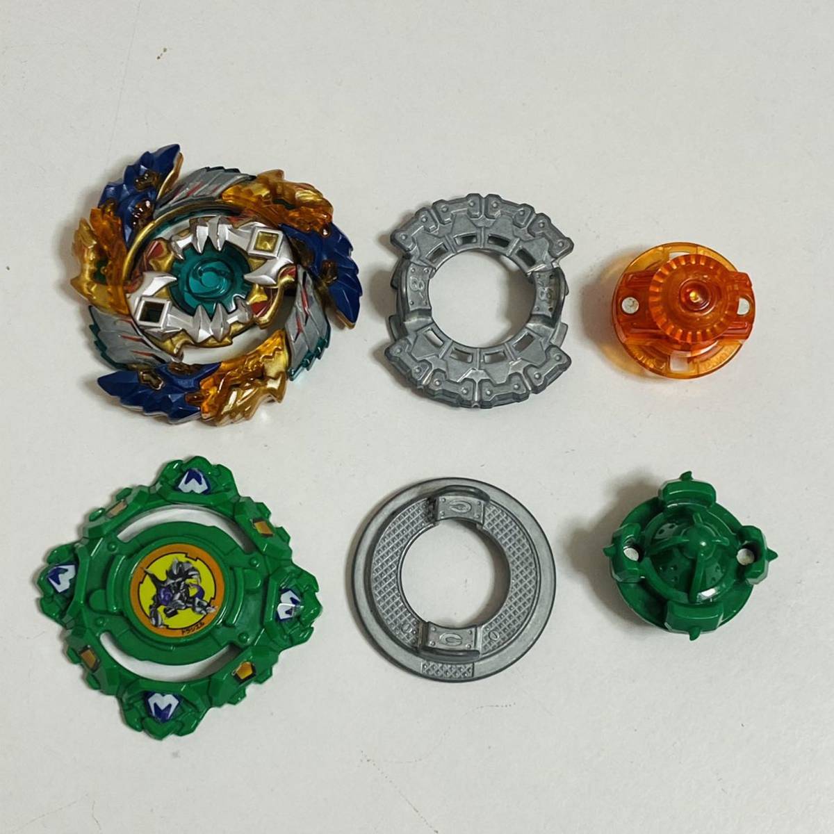 ヤフオク! - ベイブレードバースト ガイストファブニル.8'.Ab...