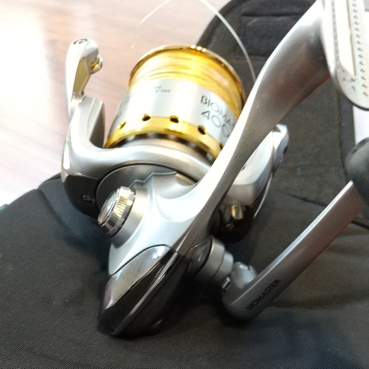 Paypayフリマ 美品 シマノ 05バイオマスター4000s フロロリーダー25lb付きpe1 5号150m 袋 箱付き Paypayフリマ 美品 シマノ 05バイオマスター4000s フロロリーダー25lb付きpe1 5号150m 袋 箱付き