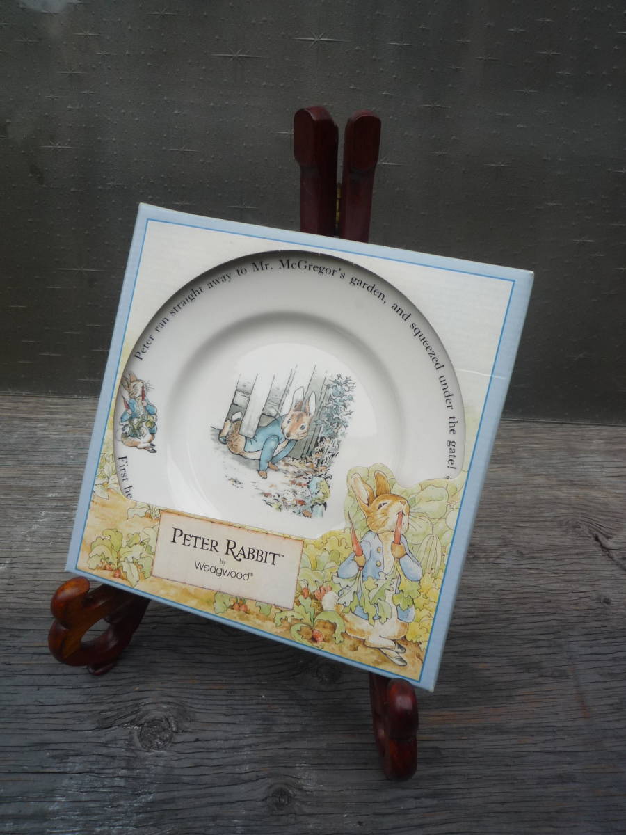 Qk409 【未使用保管品】 PETER RABBIT by Wedgwood 1993 ウェッジウッド ピーターラビット プレート 箱付 _画像1