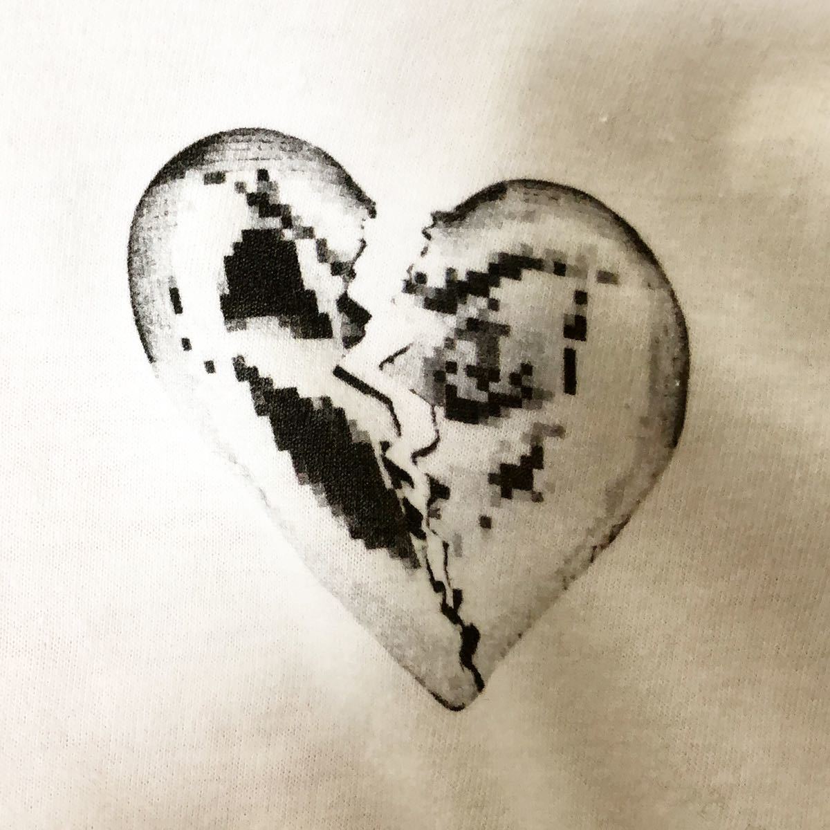 MARK RONSON CLUB HEARTBREAK Tシャツ_画像3