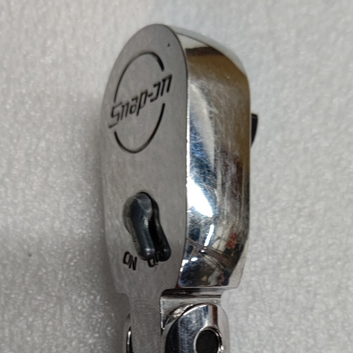 スナップオン Snap-on ベントハンドル ラチェット 3/8 FBF80 スナップオン Snap-on ベントハンドル ラチェット 3/8 FBF80