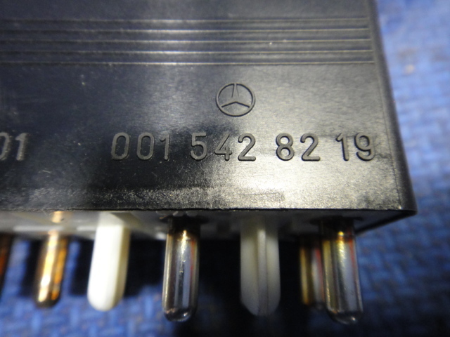  Mercedes Benz 500SL R129 вентилятор реле номер товара 0015428219 [1773]