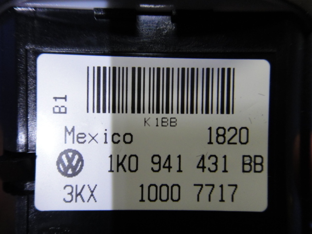VW ゴルフ ヴァリアント 1K 系 ライトスイッチ　品番 1K0941431 [3307]_画像3