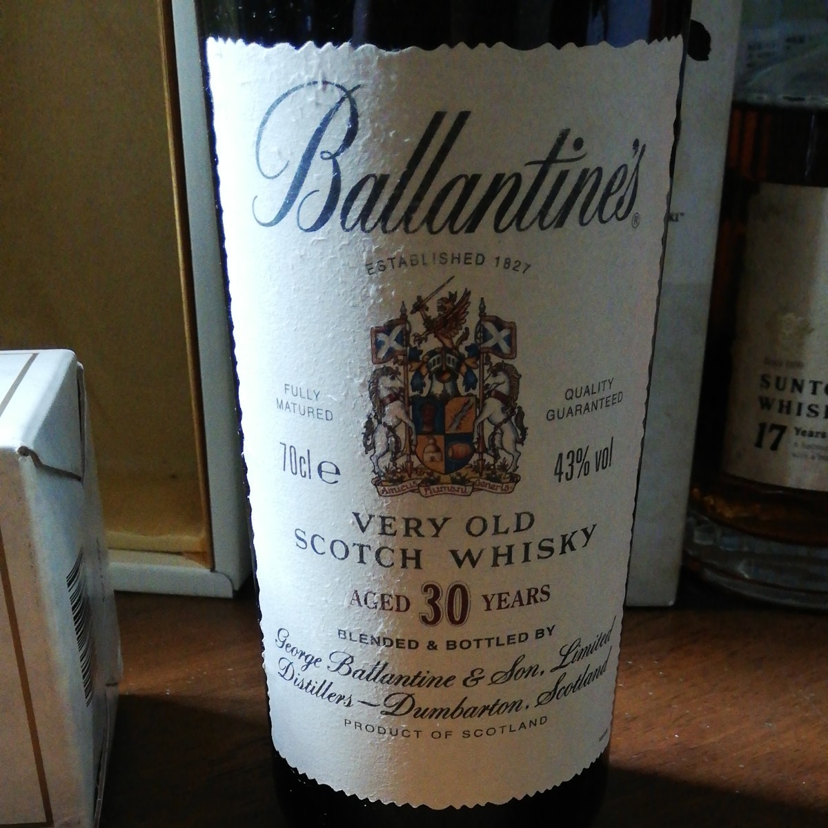 【未開栓】バランタイン30年 700ml スコッチウイスキー Ballantines 箱有り