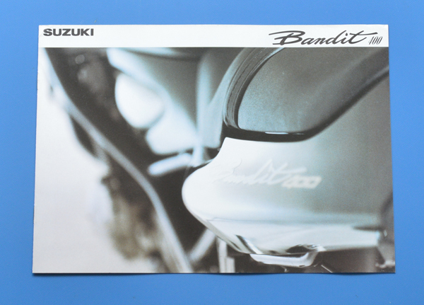 スズキ　バンディッド400　SUZUKI Bandit400　バイクカタログ　送料無料　4サイクル4気筒　ロードバイク　当時物【S1985-25】_画像1