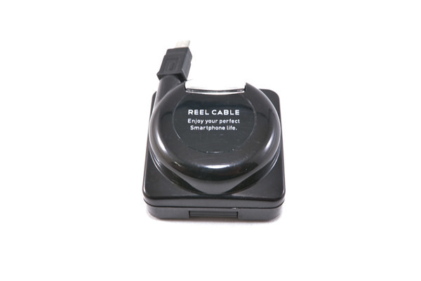 ★オズマ microUSB-AC充電器 IAR-SP01K REEL CABLE 中古品_画像2