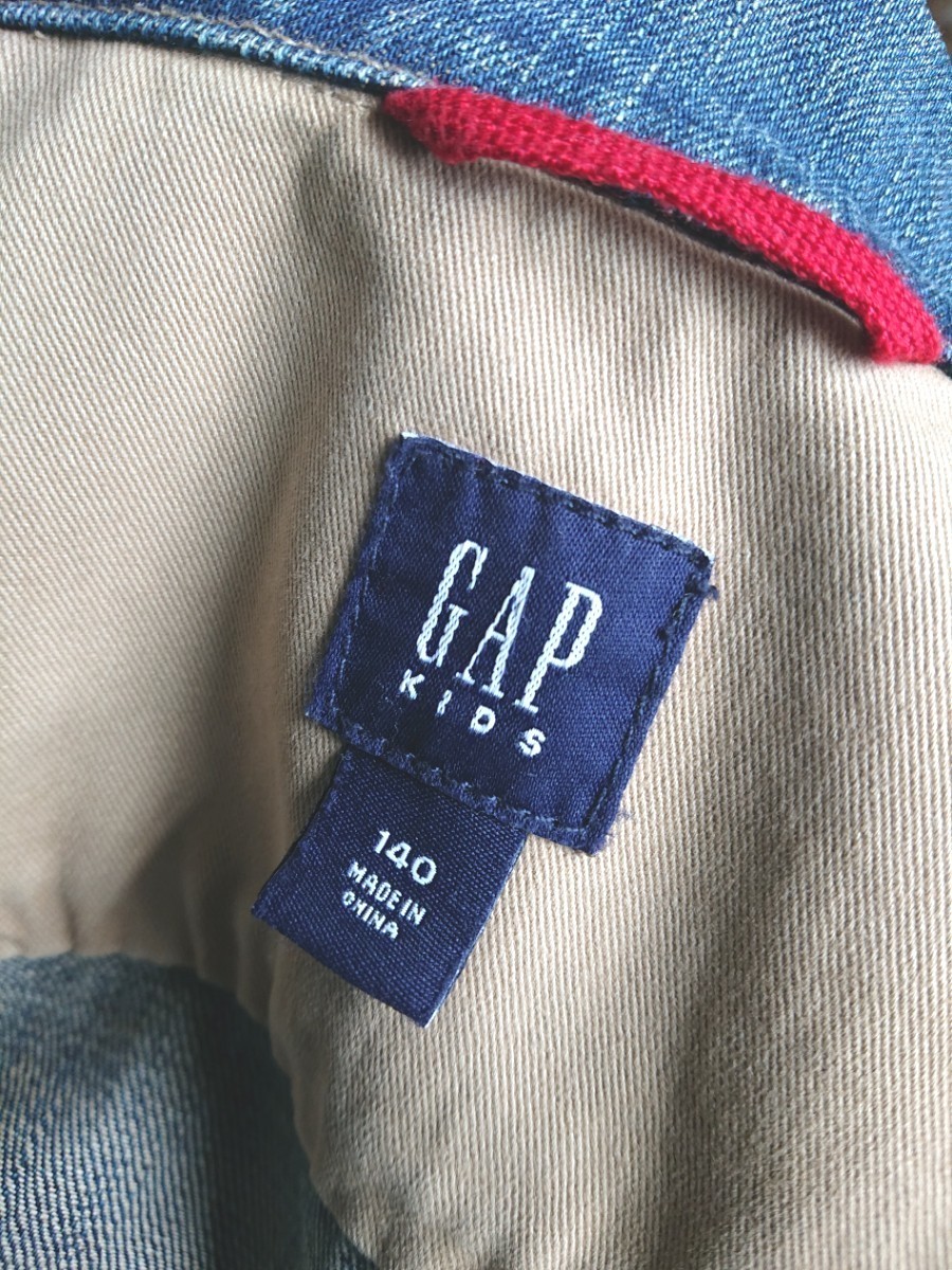 GAP KIDS 140  Gジャン。