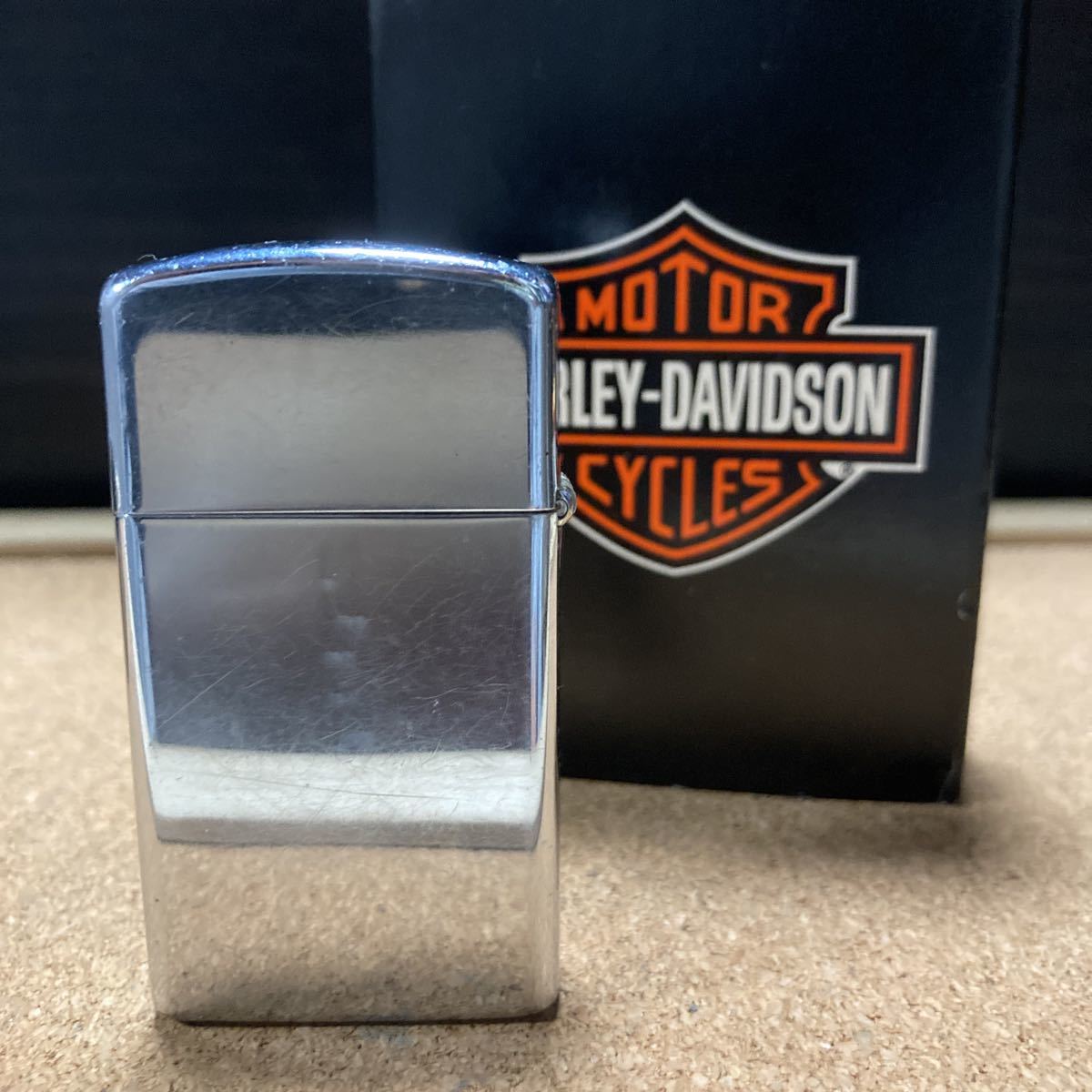 超希少　1982年製　HARLEY-DAVIDSON ZIPPO ハーレーダビッドソン ハーレーダビットソン ハーレー ジッポー ジッポ _画像3