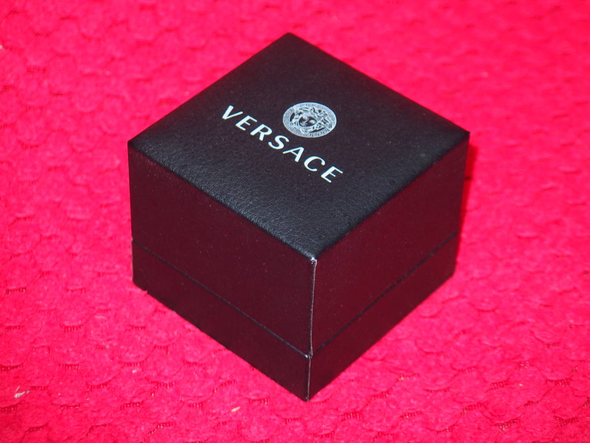  Versace VERSACE bell search / black color. accessory etc.. storage case /mete.-sa/ width 7.5cm× length 7.5cm× height 6.5cm/ Italy made / outside fixed form . shipping /