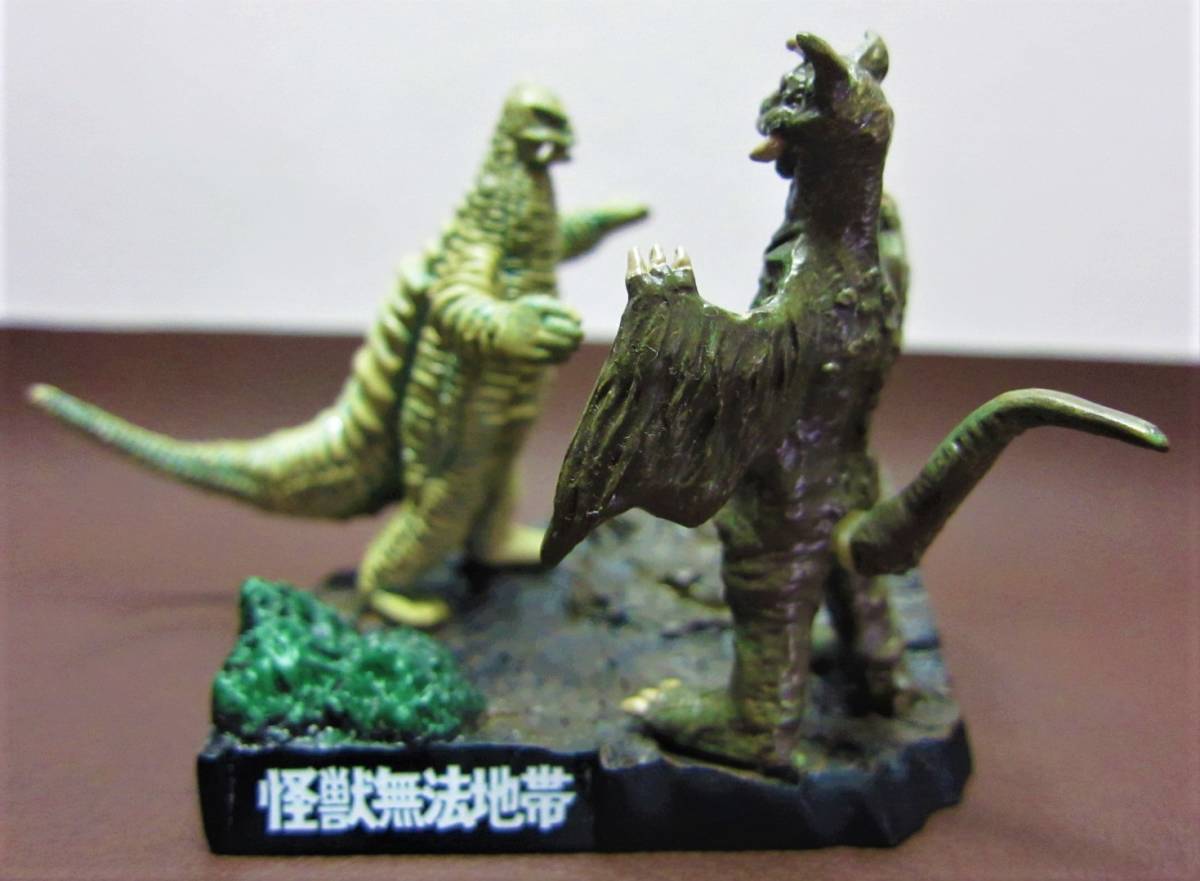  name . series * Bandai * Ultra monster name .1*6. monster less law zone ( Red King vs Chandler )* secondhand goods *BANDAI2002