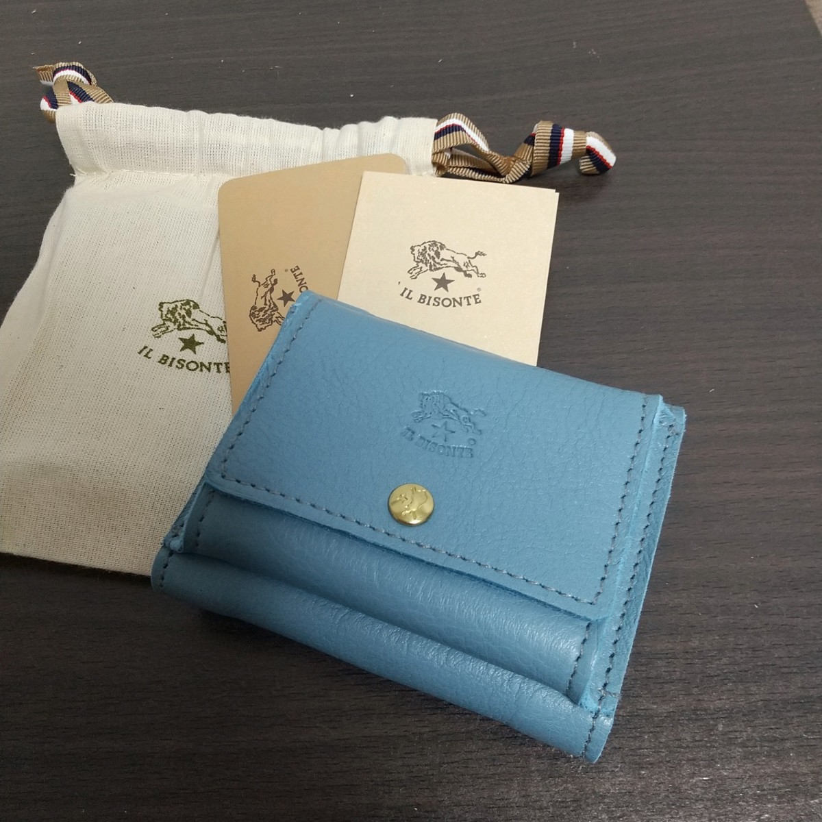 店舗 【新品未使用】イルビゾンテ ブルー☆ ☆アヴィオ 三つ折りコンパクト財布 折り財布