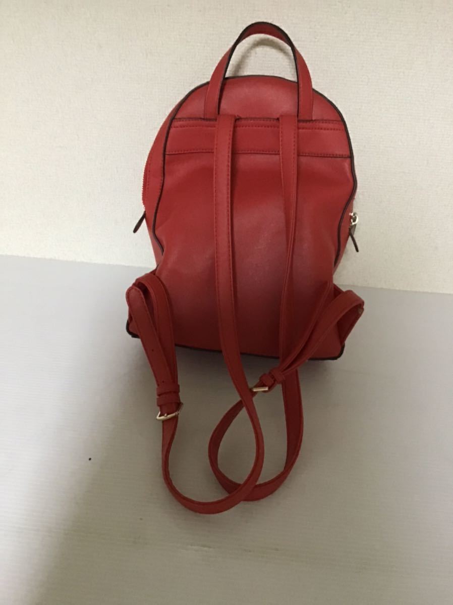 GUESS/ゲス リュック 赤×白 レディース レザー マルチロゴ GUESS/ゲス リュック 赤×白 レディース レザー マルチロゴ