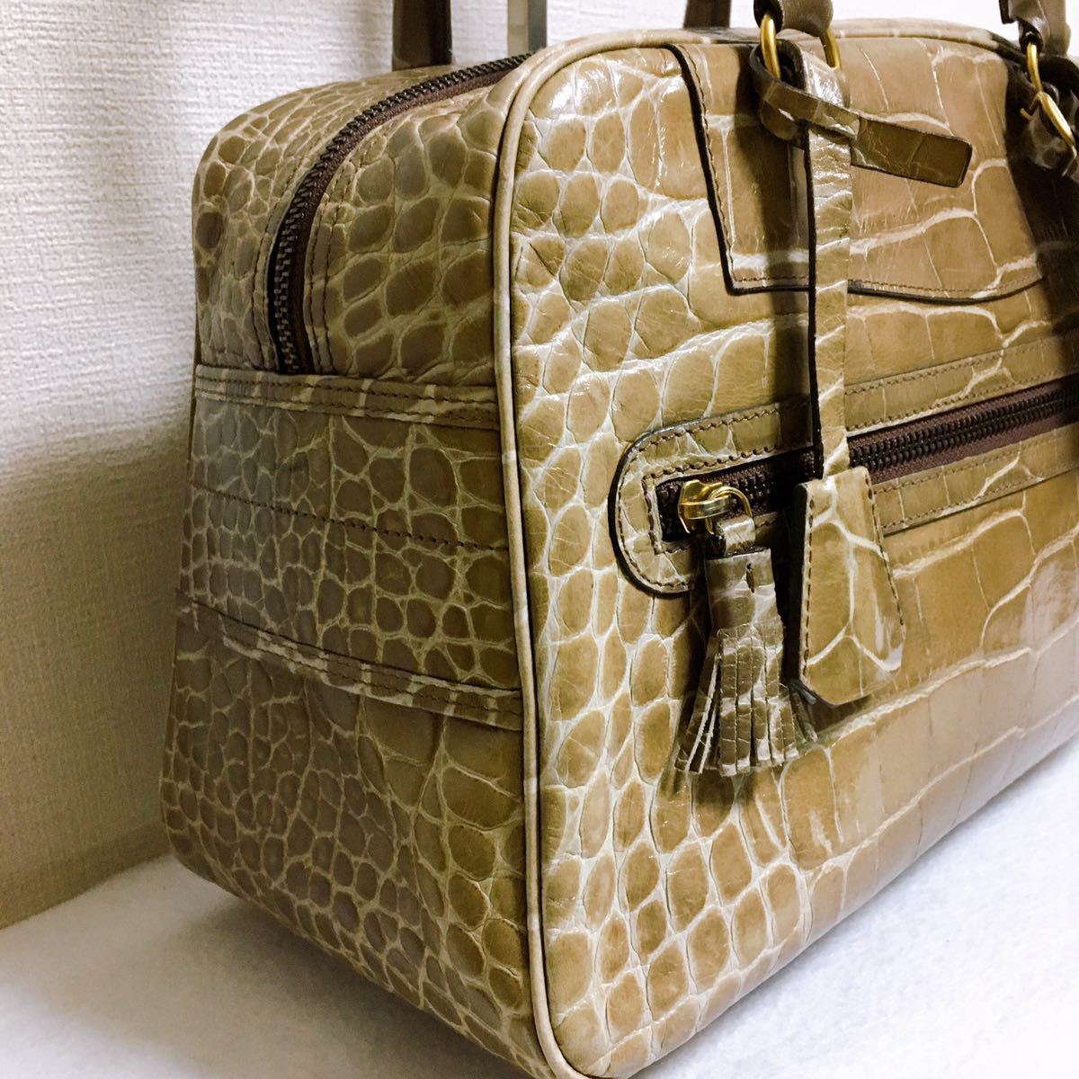 国産品 新品、未使用 J&M DAVIDSON ハンドバッグ ベージュ vivi