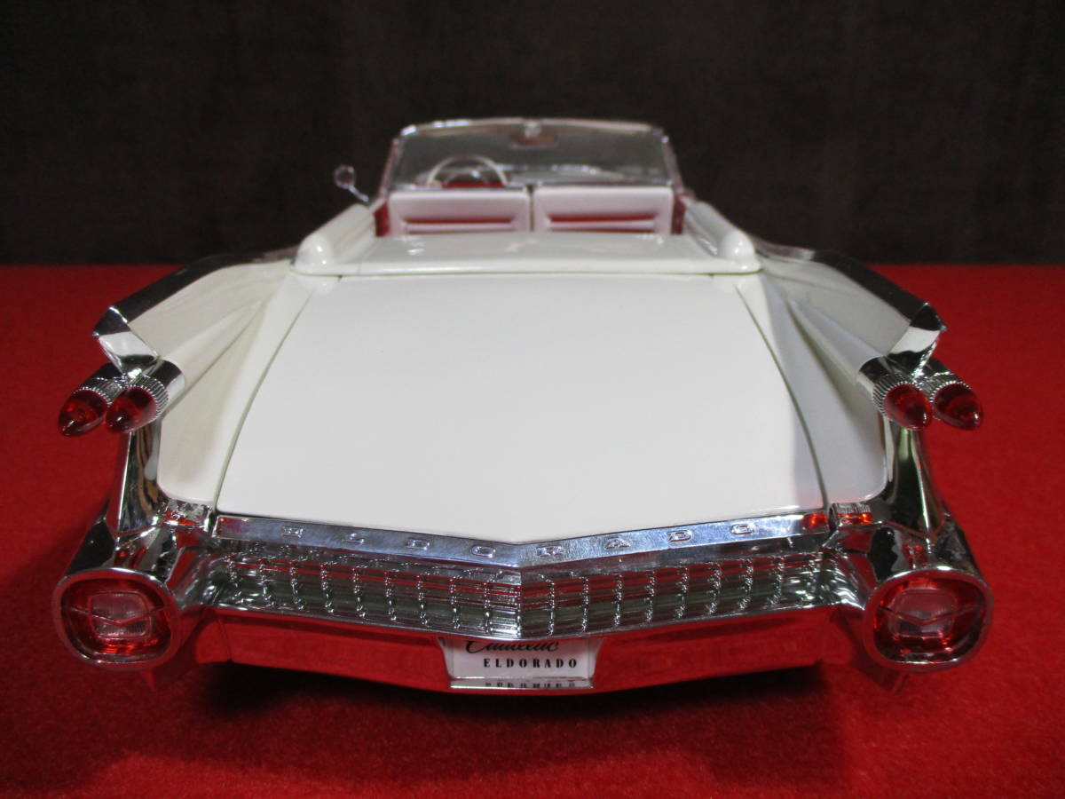 《　MAISTO　CADILLAC　1959　1/12　ディスプレイ　元箱・帯付　ホワイト　》_画像5