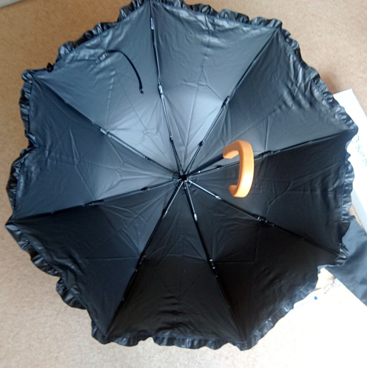 日傘サンバリア1002段折 フリル黒UV