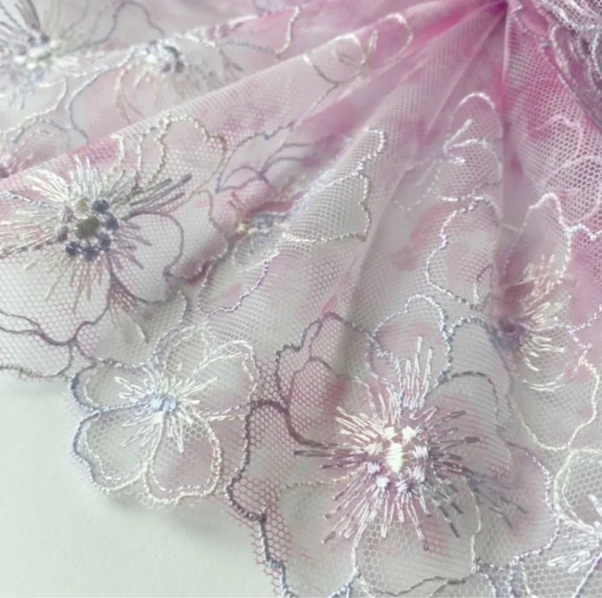 ピンク　花　パステル糸　刺繍　花柄チュールレース　2m