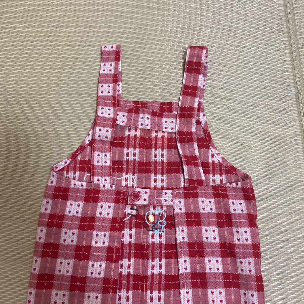 Paypayフリマ キティちゃん エプロン 子供用 130 Paypayフリマ キティちゃん エプロン 子供用 130
