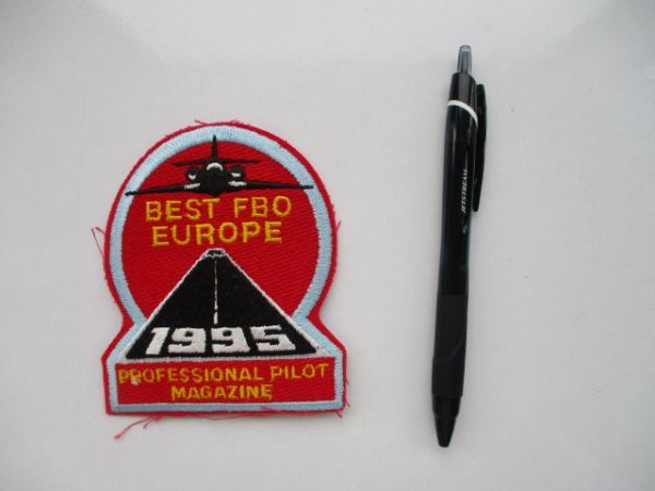 90s ヨーロッパ BEST FBO EUROPE 飛行機 滑走路 空港 パイロット マガジン ワッペン/パッチ ミリタリー ジャケット カスタム 古着 499_画像7