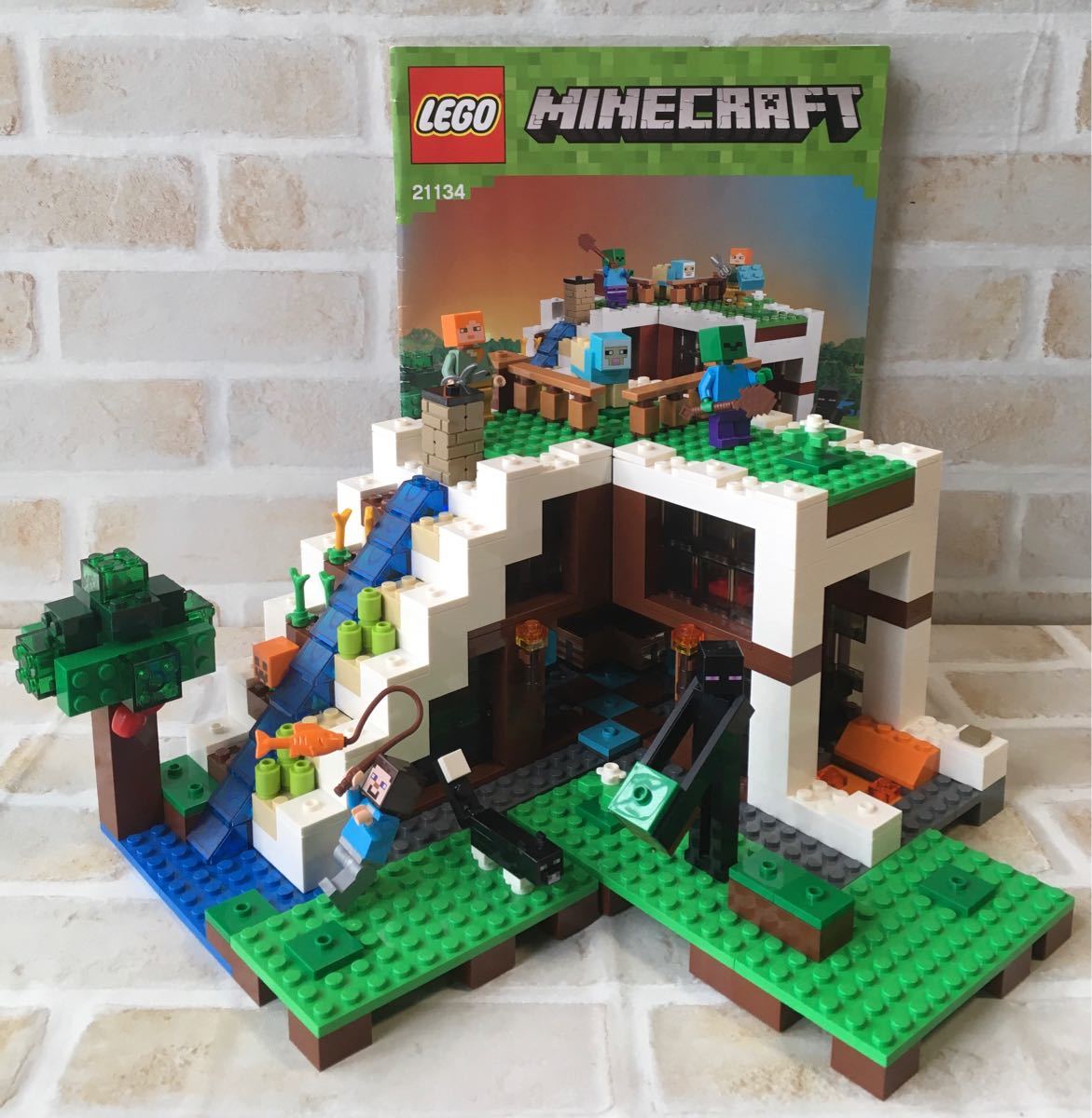 レゴ() マインクラフト 滝のふもと 21134(未使用品) | www