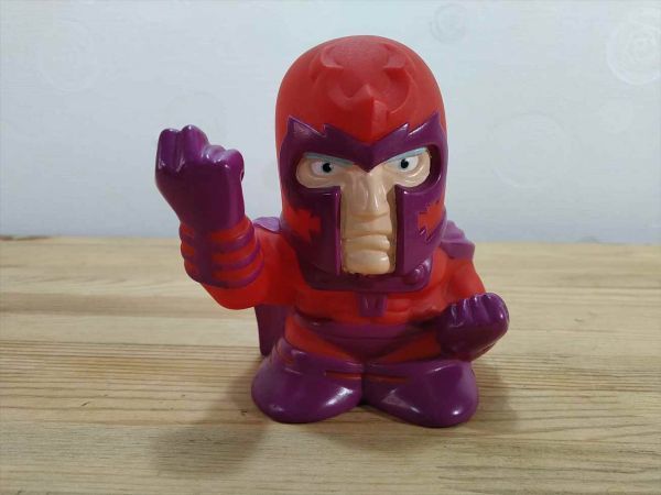 格安販売の マーベル 貯金箱 マグニートー X-MEN アメコミ (21_409_12) Xメン