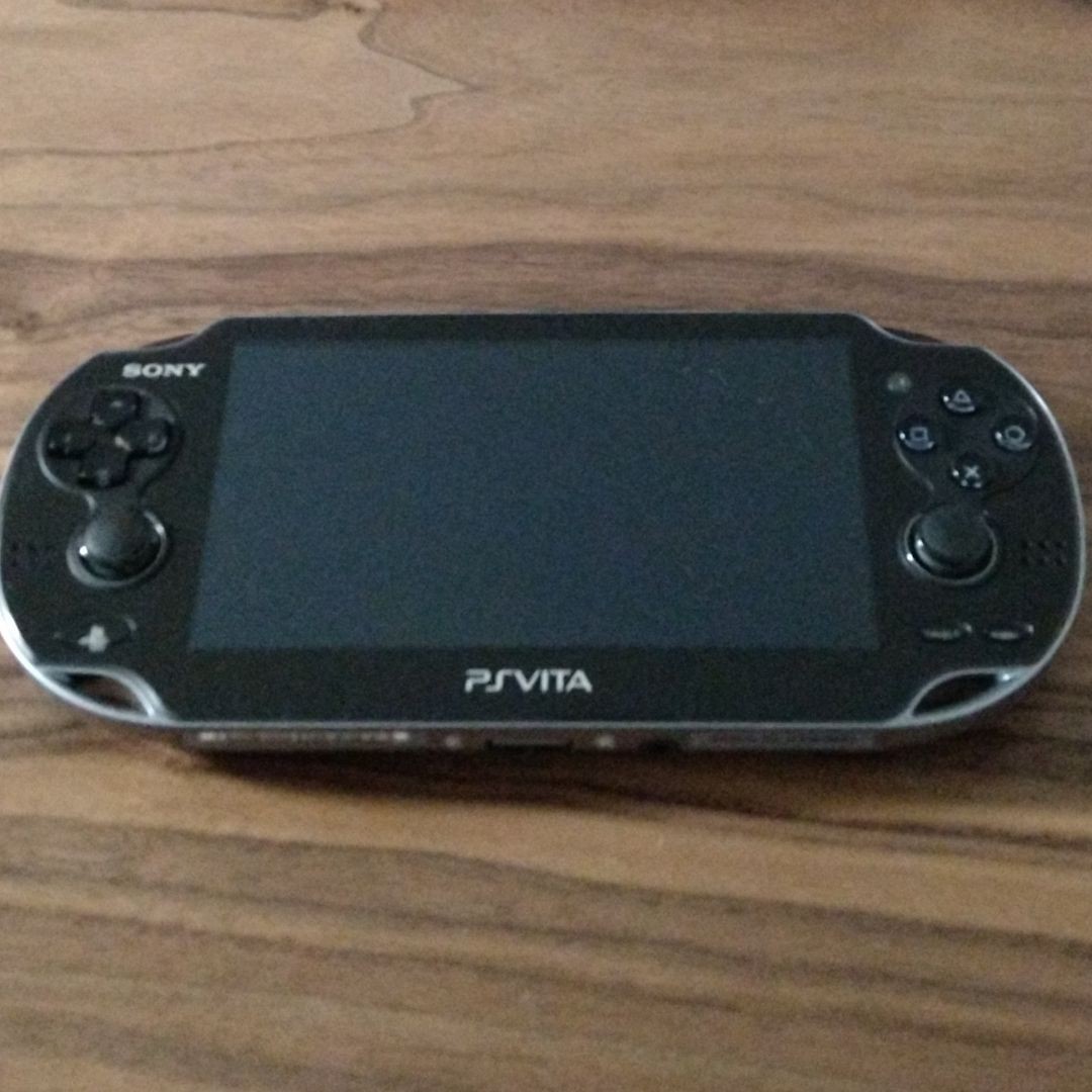 【美品】PS Vita PCH-1000　クリスタルブラック　 SONY