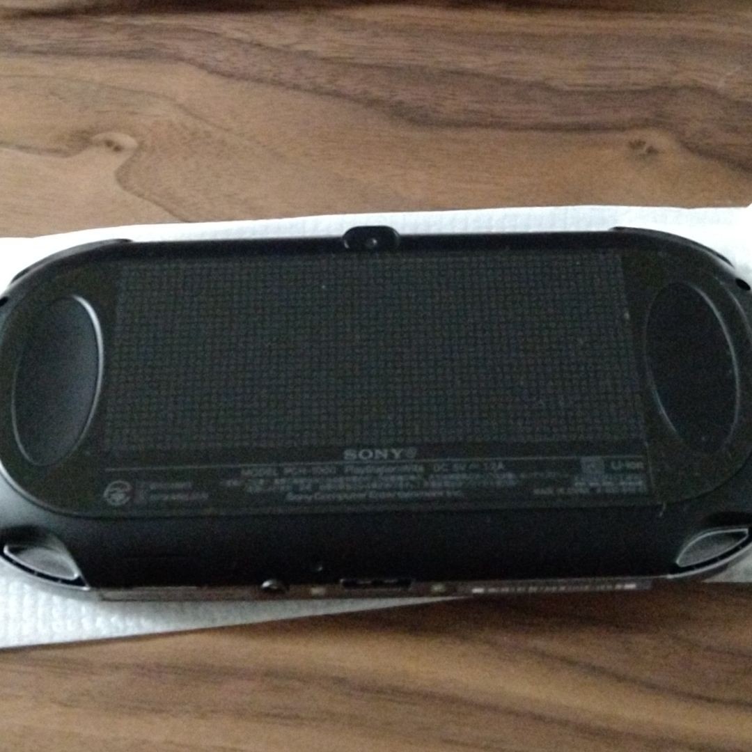 【美品】PS Vita PCH-1000　クリスタルブラック　 SONY